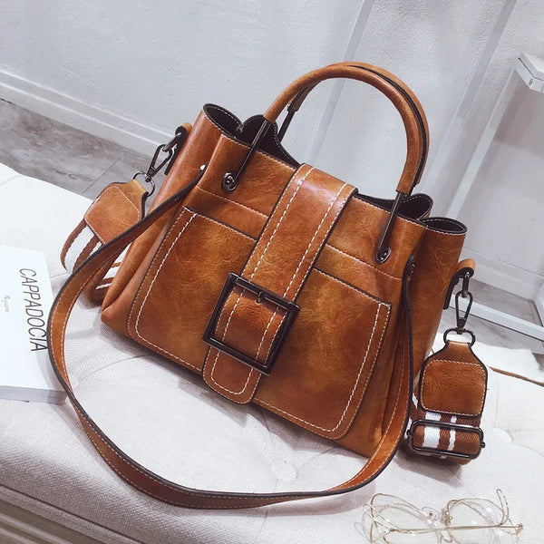 Chic Leather Crossbody 2025